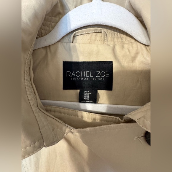 Trenchcoat - Picture 2 of 5